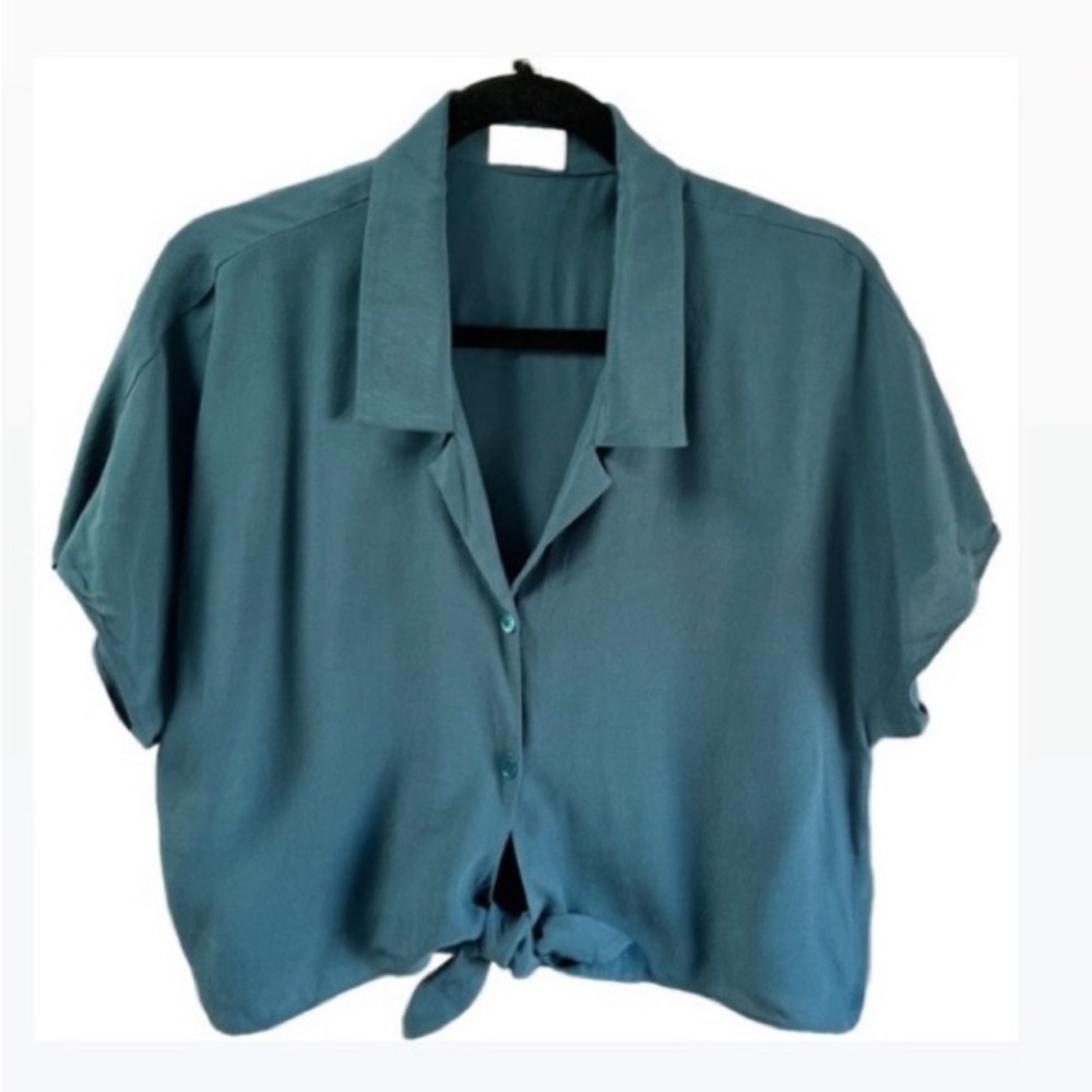 Aritzia Wilfred Teal Front Tie Cropped Blouse.